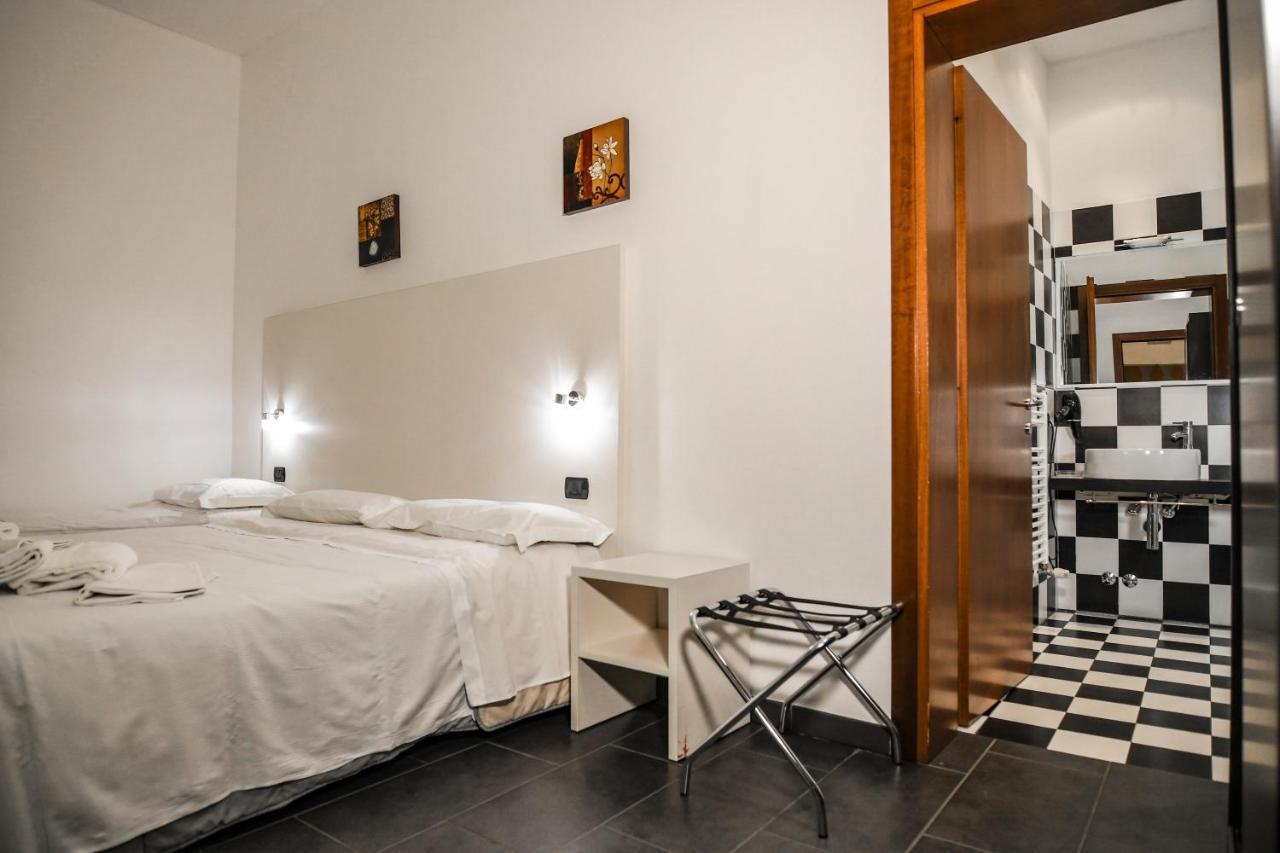 Zen Hotel Ferrara Exterior foto