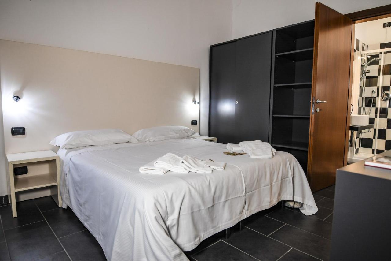Zen Hotel Ferrara Exterior foto
