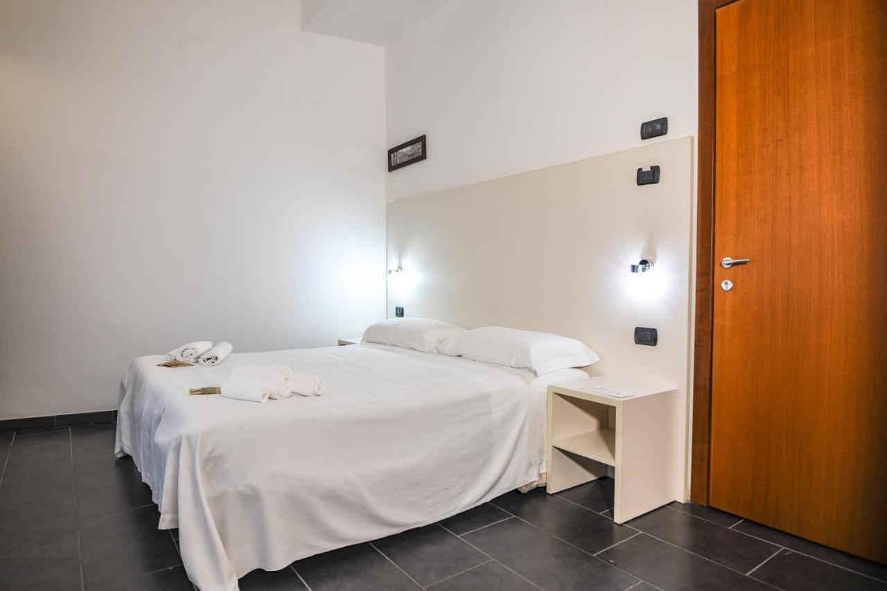 Zen Hotel Ferrara Exterior foto